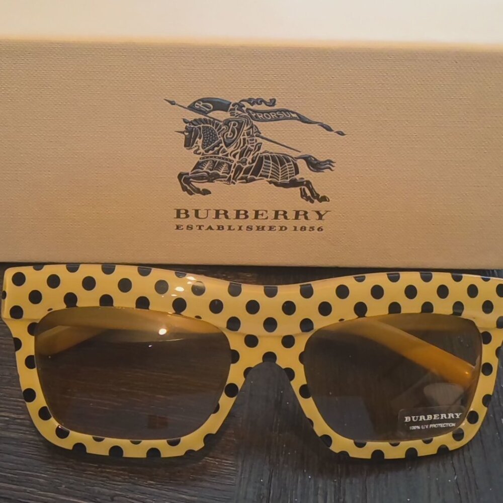 Burberry Sunglasses